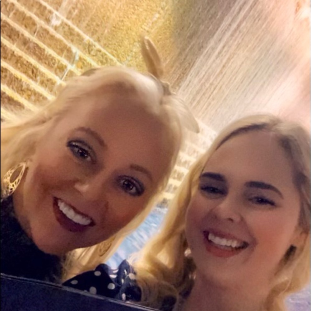 Meet your Posher, Jennifer